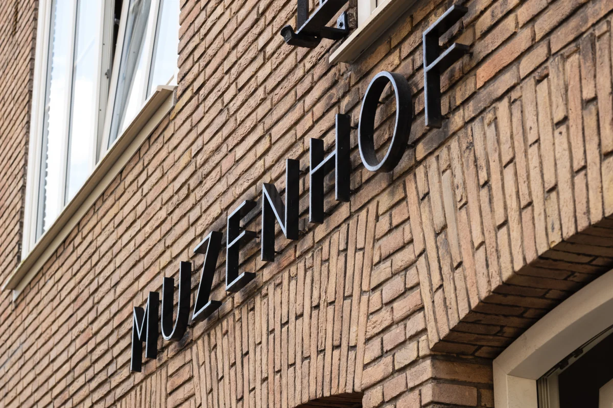 tomdekort.com.Doniger.Muzenhof2-3